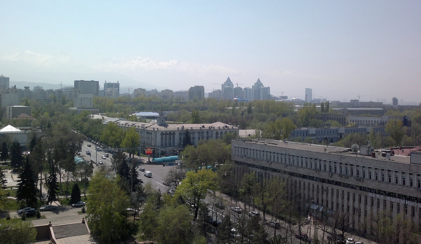 Foto real de referência turística de Almaty, Cazaquistão