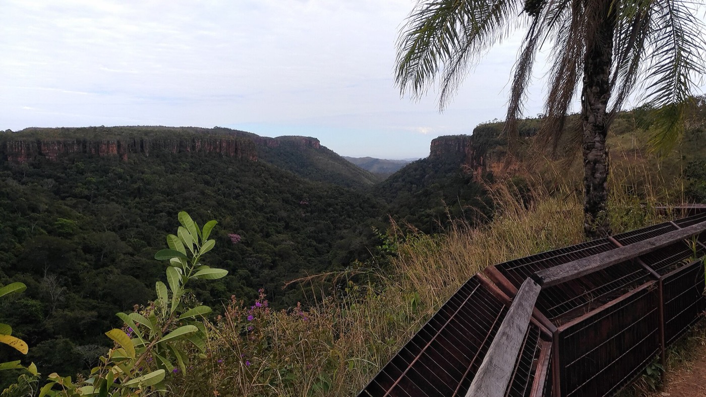 Foto real de referência turística de Chapada dos Guimarães, Brasil