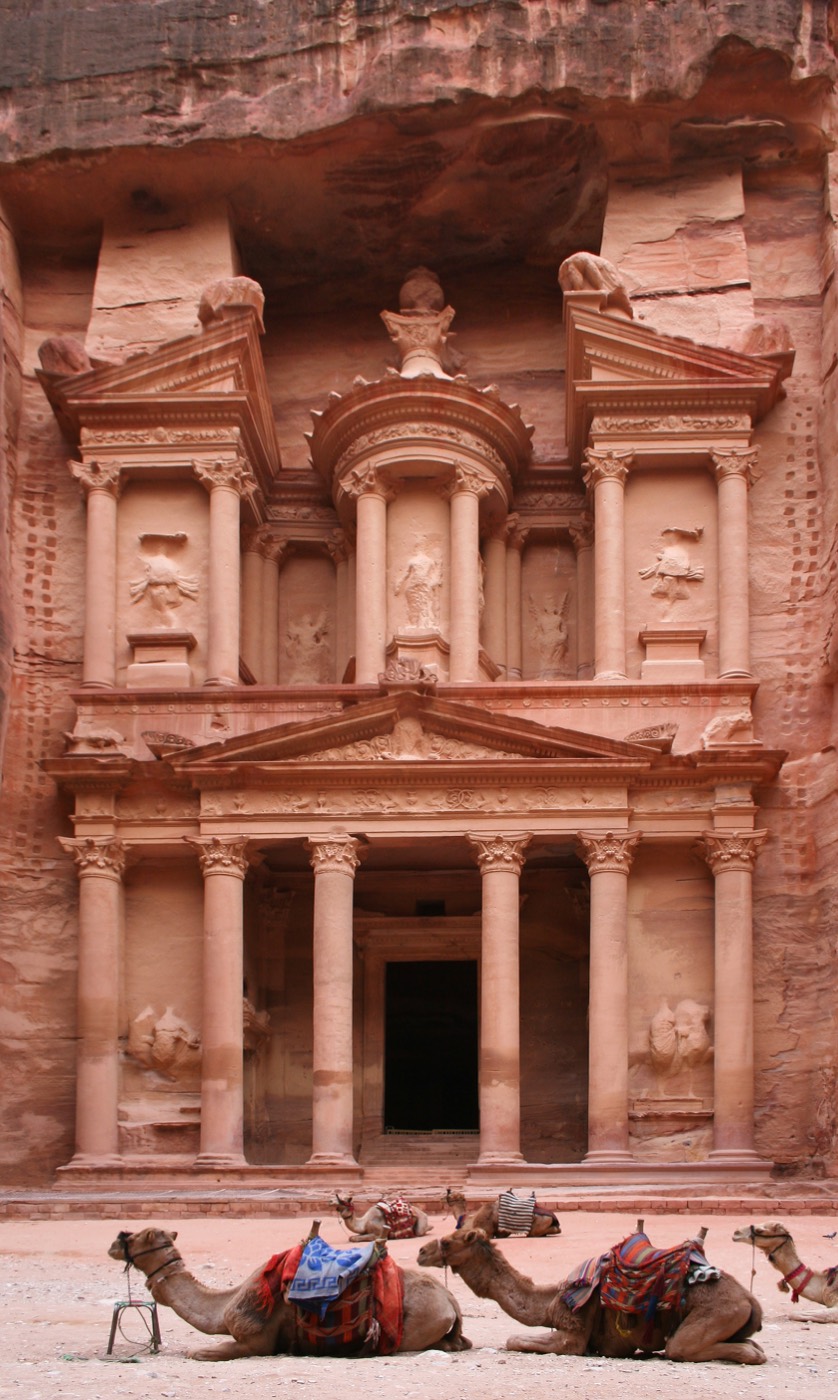 Foto real de referência turística de Petra, Jordânia
