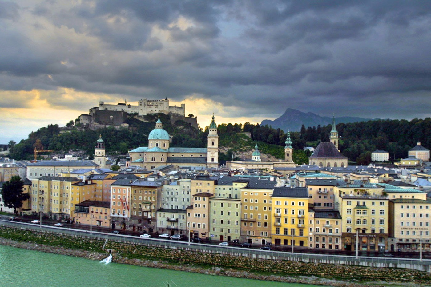 Foto real de referência turística de Salzburgo, Áustria