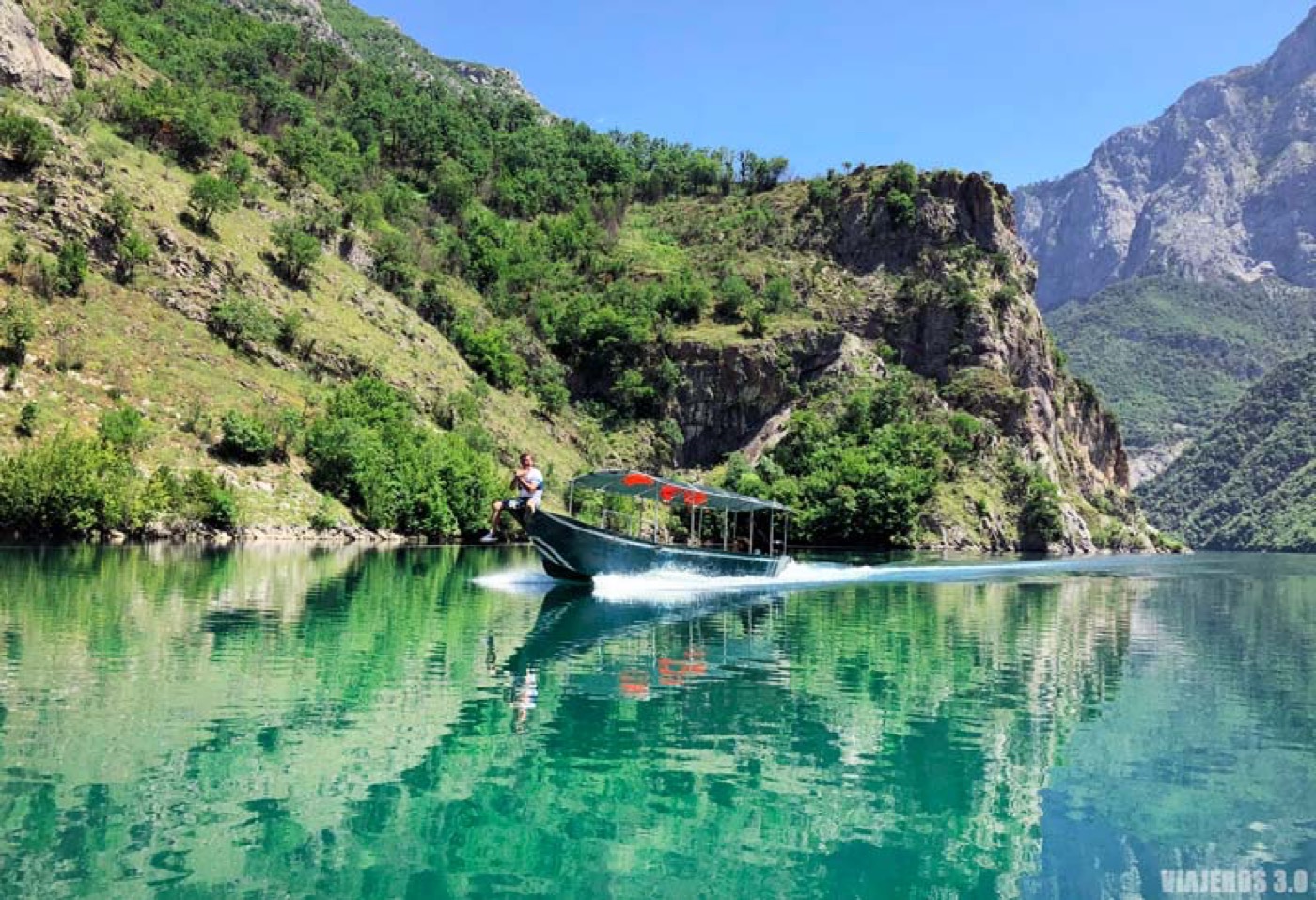 Lago Koman